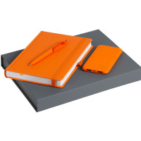 Наборы с ежедневниками, блокнотами