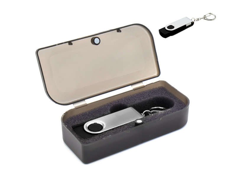 Флешка Twist 16 Гб в футляре, черная