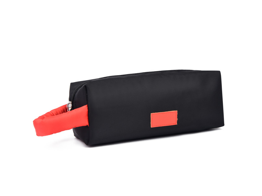 Косметичка-несессер Artanvil, чёрный/красный