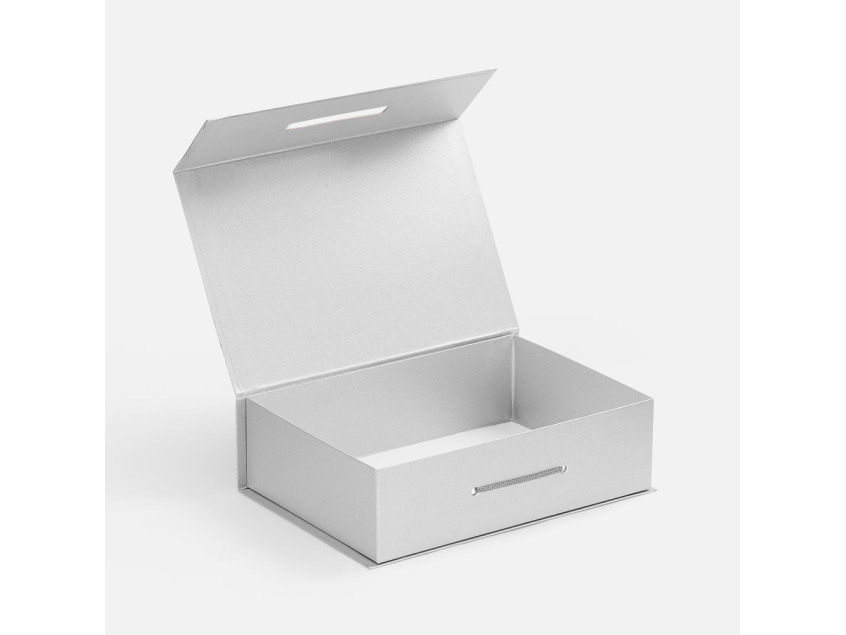 Коробка Case, подарочная, серебристая