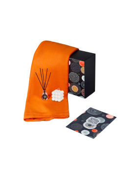 Подарочный набор Re:y. Cocoon с пледом, свечой и диффузором