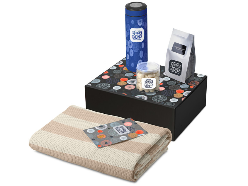 Подарочный набор Re:y. Warm с пледом, термосом и чаем