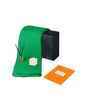 Подарочный набор Re:y. Cocoon с пледом, свечой и диффузором