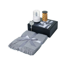 Подарочный набор Re:Snug с пледом, увлажнителем и попкорном