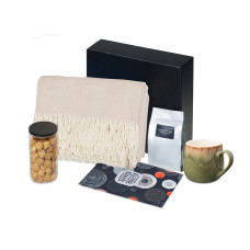 Подарочный набор Re:y. Haven  с пледом, кружкой и чаем