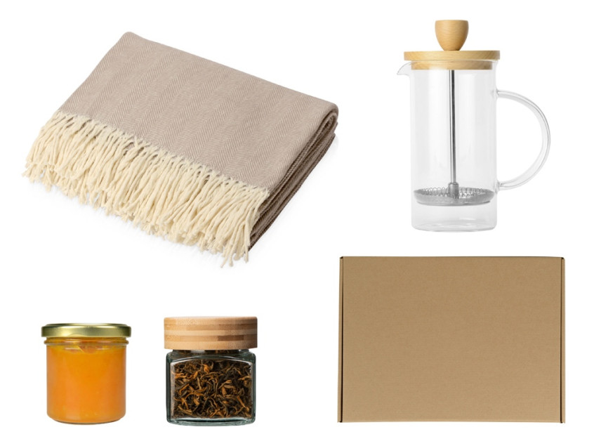 Подарочный набор с пледом, френчпрессом, чаем и вареньем