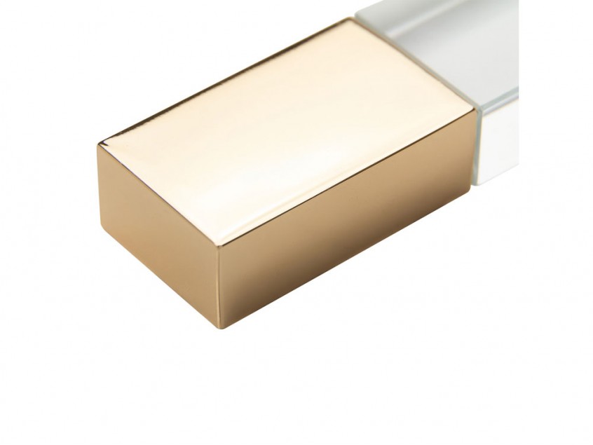USB 2.0- флешка на 2 Гб кристалл в металле