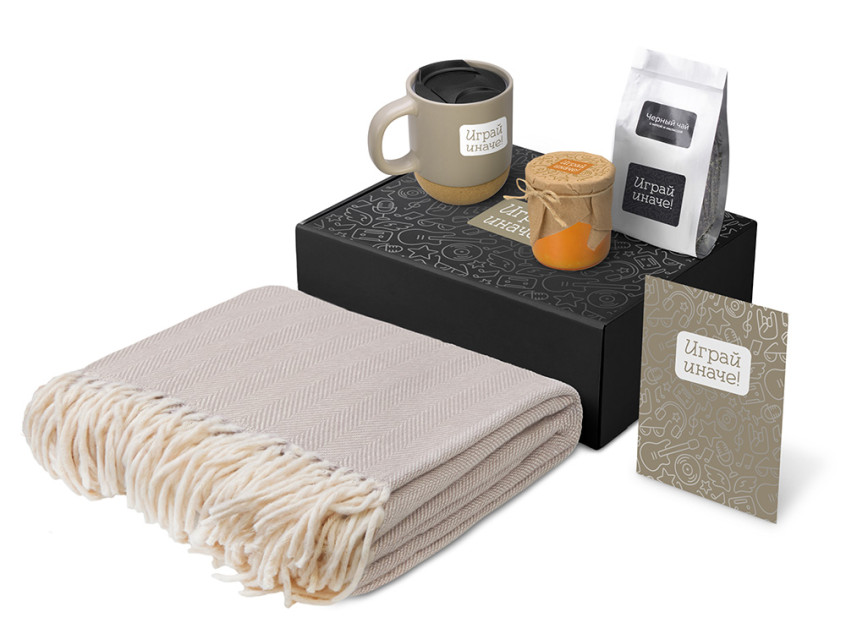 Подарочный набор Re:y. Nest с пледом, кружкой и вареньем