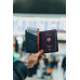 Обложка для паспорта Travelfinder с технологией Find My