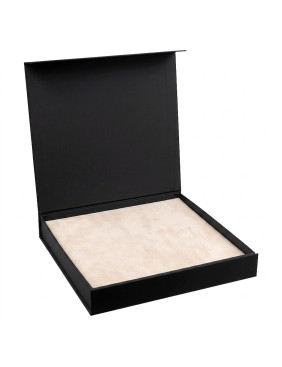 Подарочная коробка, размер 29,7*28,0*4,5 см, Solution Prestige Magnum  Linen с магнитным клапаном, черная, с бежевым ложементом из EVA