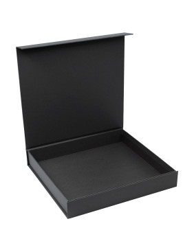 Подарочная коробка, размер 29,7*28,0*4,5 см, Solution Prestige Magnum Linen с магнитным клапаном, черная, без ложемента